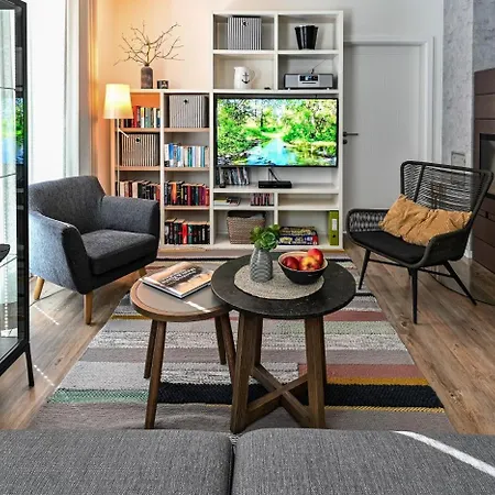 Apartment Stoertebeker 2 - Husenbude *